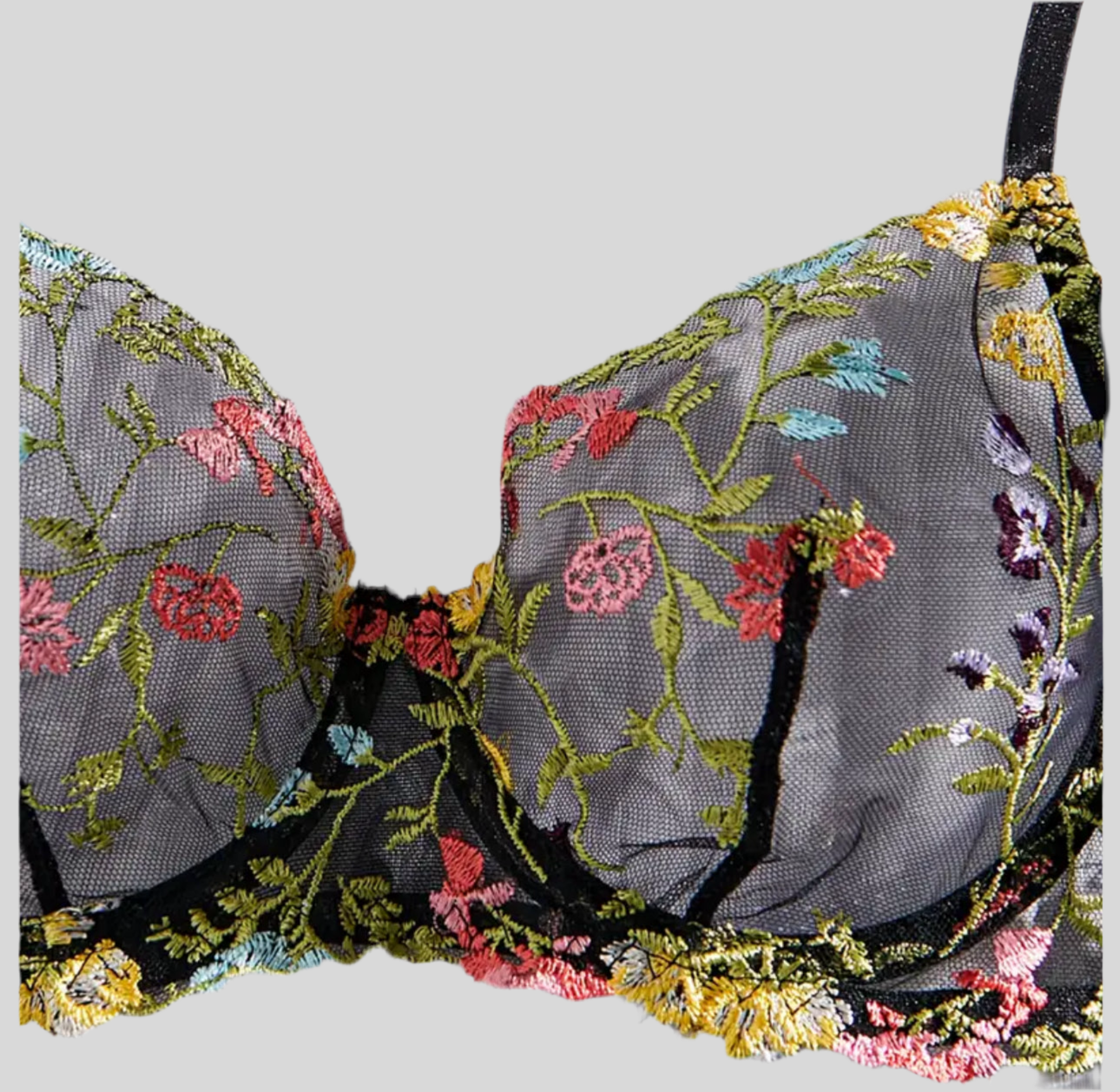 Conjunto de lenceria bordada con flores