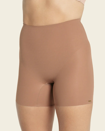 Short de control con almohadillas removibles y efecto moldeador
