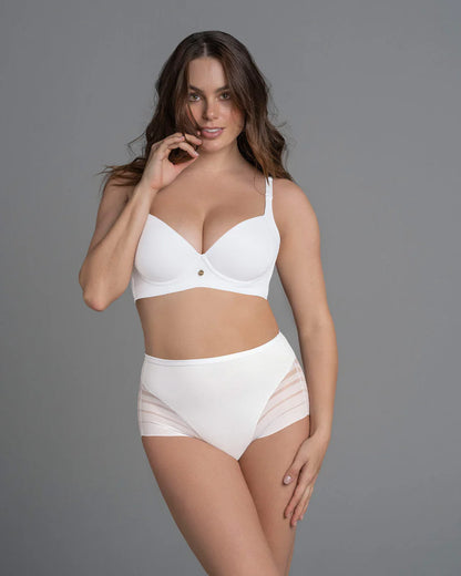 Braga faja clásica con control moderado de abdomen y bandas en tul Leonisa