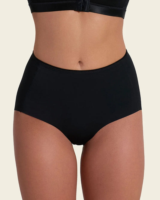 Braga Clásica Efecto Invisible Moldeadora Fuerte en Abdomen / LEONISA