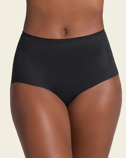 Braga moldeadora clásica efecto invisible de control fuerte en abdomen Leonisa