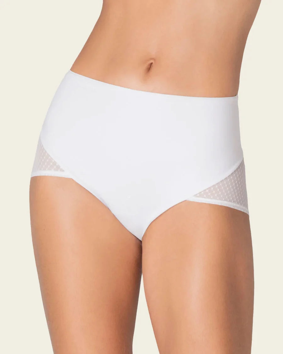 Braga clásica de control fuerte en abdomen, glúteos en tul / LEONISA
