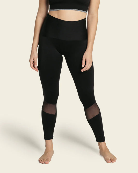 Legging de control con transparencias y tecnología Copper