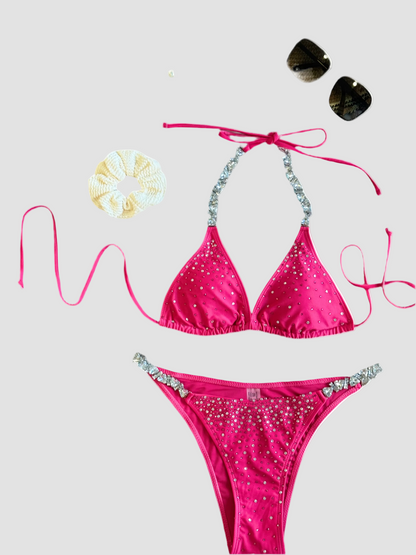 Oferta! Bañador Rojo con Pedrería – Lujo Total para Brillar en Cada Foto