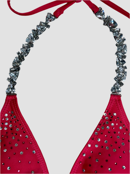 Oferta! Bañador Rojo con Pedrería – Lujo Total para Brillar en Cada Foto