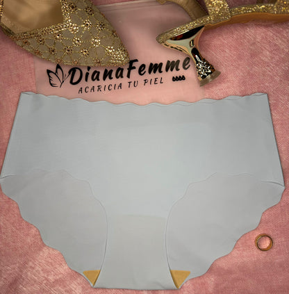 Culotte para dama con ribete de ondas en cintura y pierna, en algodón