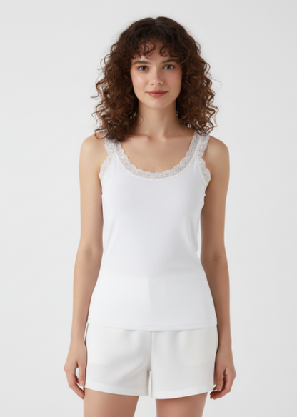 Camisilla interior con encaje