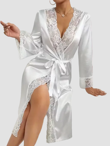 Elegante bata de seda satin charmeuse