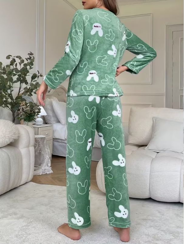Oferta! -50% Conjunto pijama manga larga calentita con dibujos de conejos
