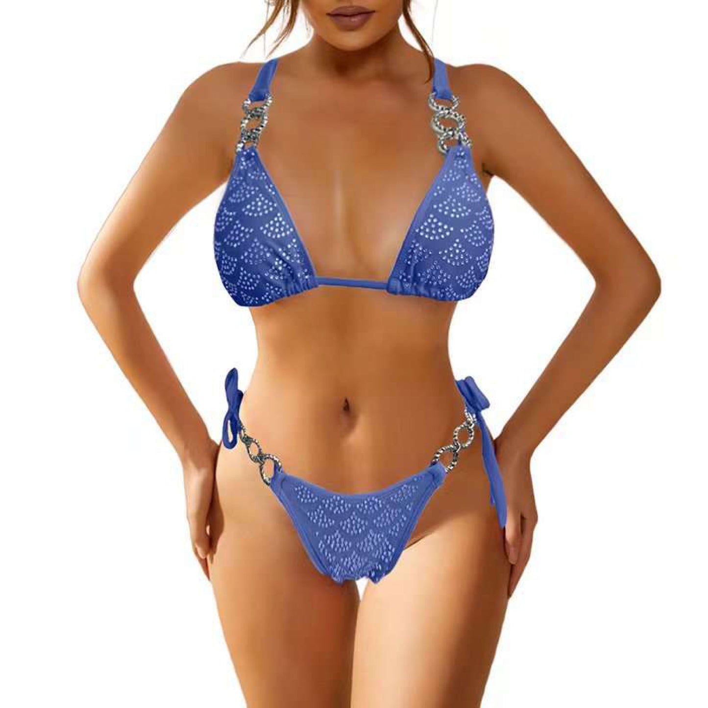 Bikini Azul profundo con Pedrería y detalles metálicos – Glamour Atemporal para Brillar con Estilo