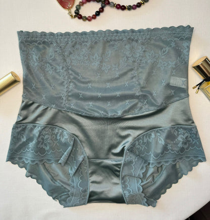 OFERTA Braga sensual talle alto con encaje y seda apariencia tanga.